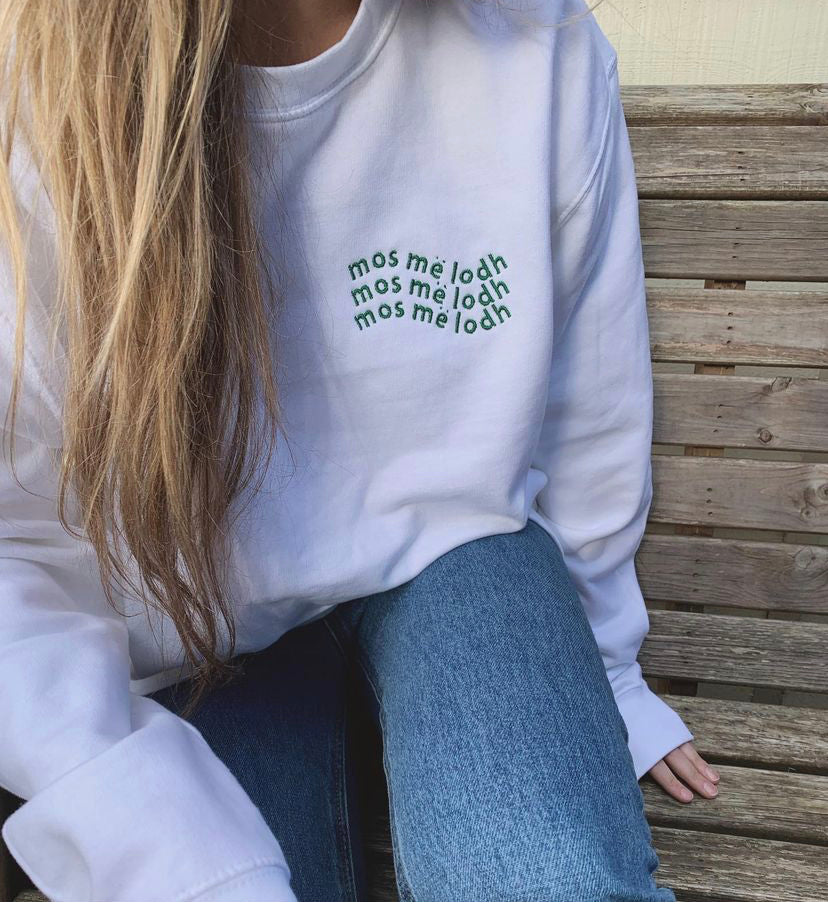 Mos Më Lodh Wave Sweatshirt